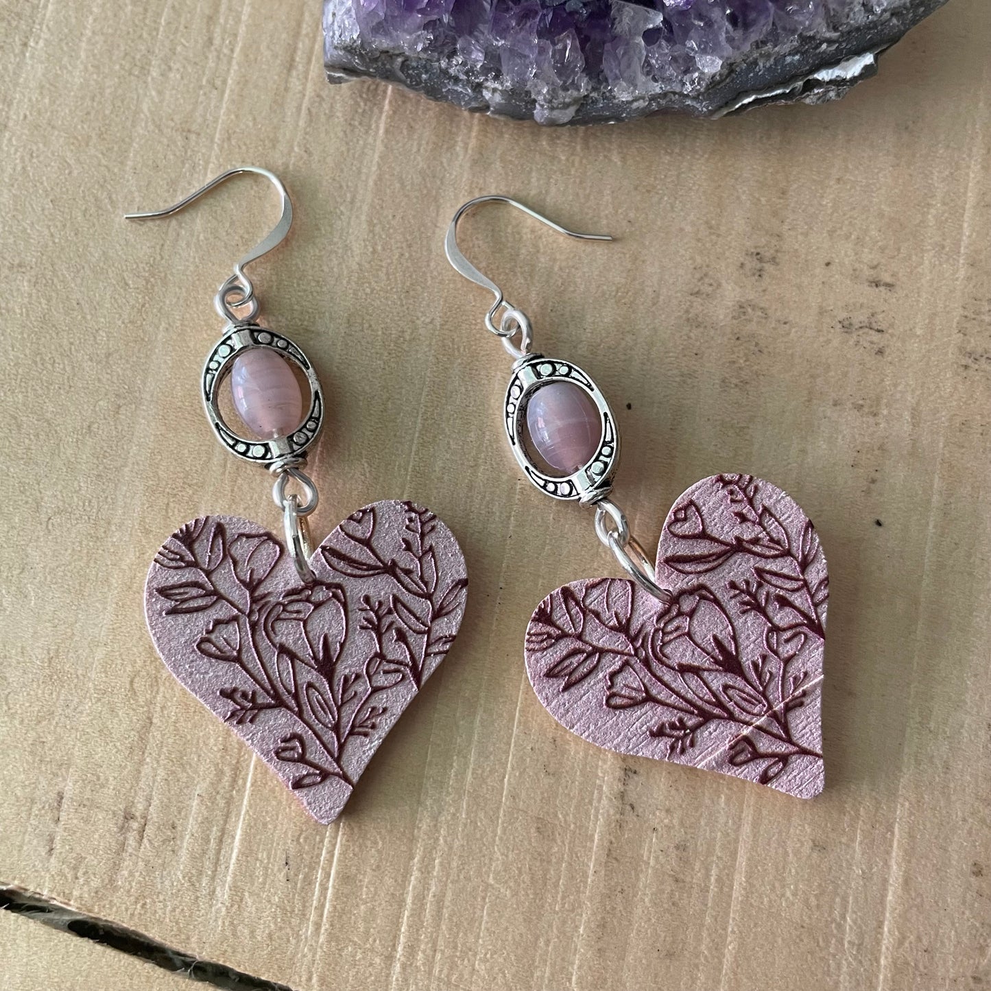 Handmade Rose Quartz Wooden Embossed Heart Dangle Earrings Romantic Valentine's Day Women's Jewelry Gift Casual Everyday