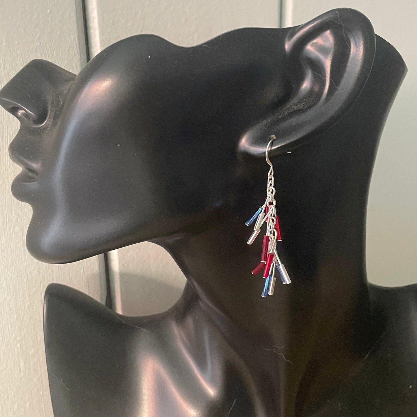 “Red White & Blue” Firework Dangle Earrings USA Patriotic July 4 Memorial Day Veterans Casual Everyday Women Gift Mom Sister Aunt