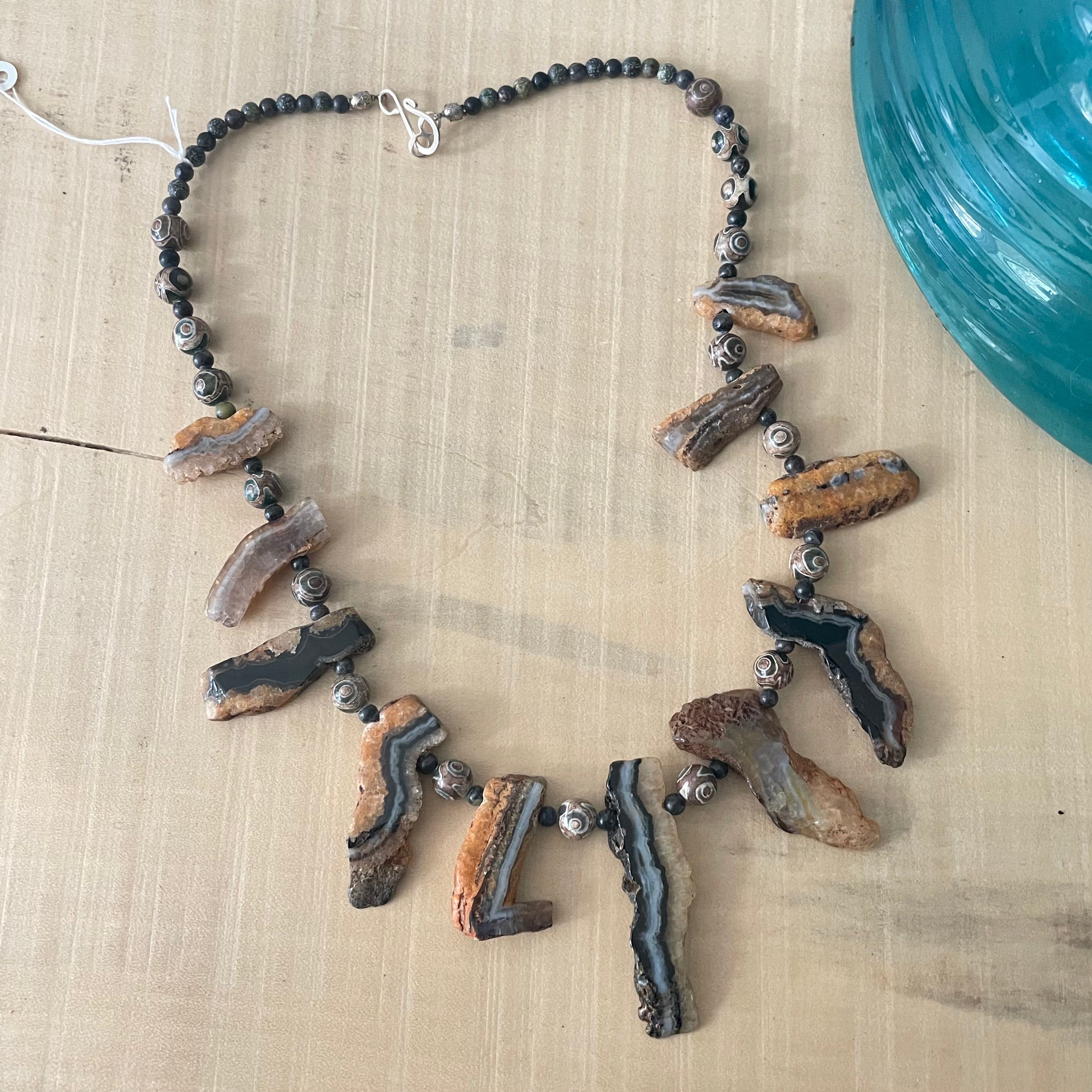 Chunky Polished Agate Geode Round Bead Statement Necklace 20