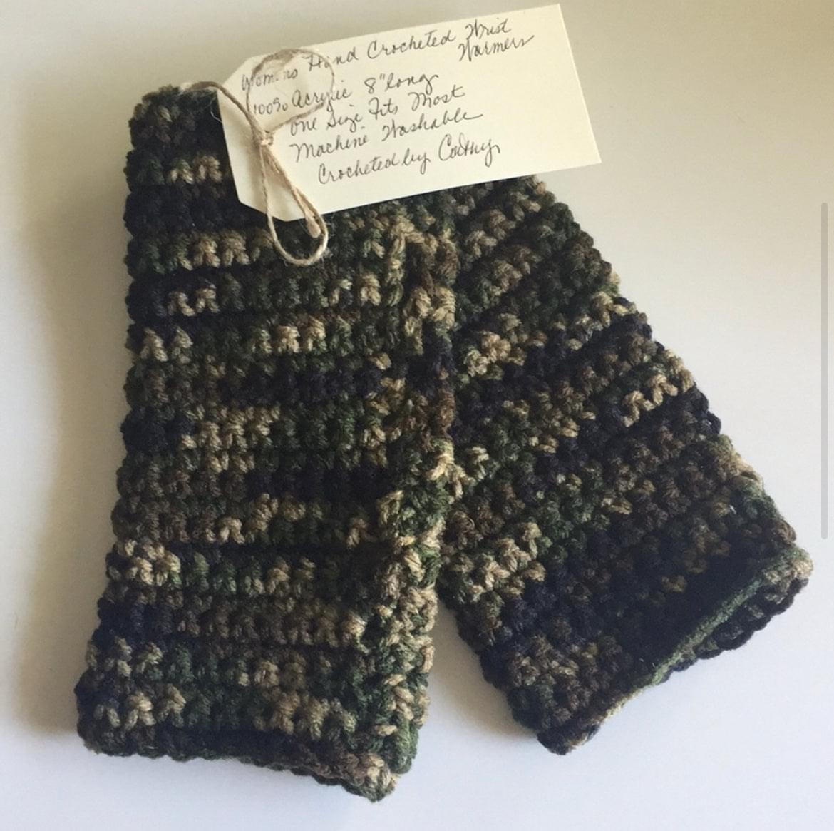 Camo Gaming Texting Fingerless Gloves Camouflage Marbled Dark Greens Browns Crochet Knit Fall Winter Writing Tech Wrist Warmers