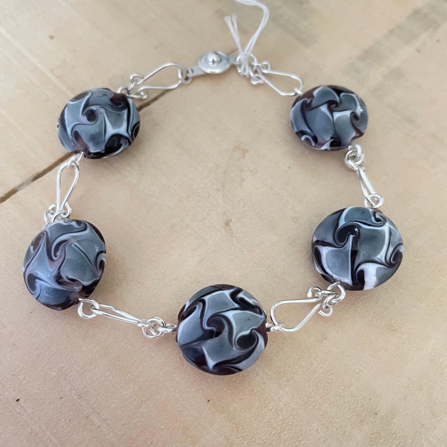 Chunky Multicolor Swirl Glass Bracelet Hand Turned Links 7.5" Black Grey White Elegant Drama Day Night