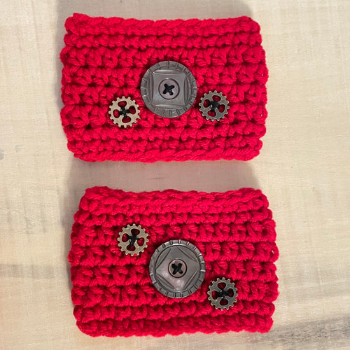 4 Pack Red Cup Can Cozies Huggies Koozies Gear Accent Hand Crocheted Indoor Outdoor Host Hostess Party Casual Gift Set