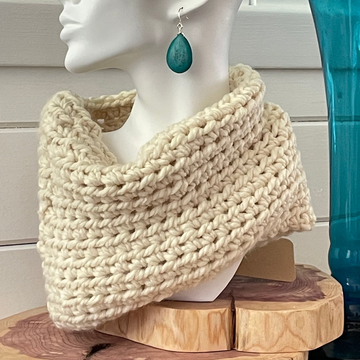 Ivory Cream Marbled Cowl Infinity Scarf Wool Blend Hand Crochet Knit Winter Fall Unisex Men Women Retro Vintage Style