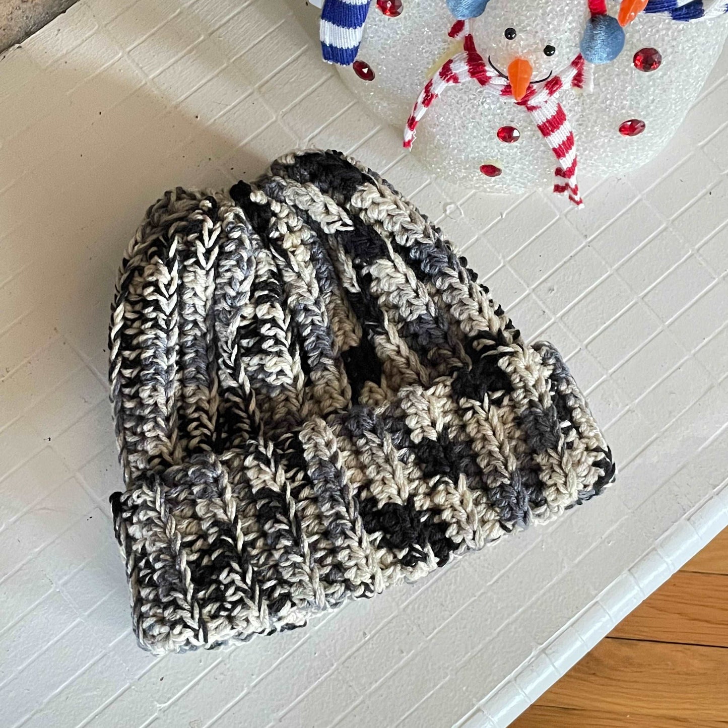 Extra Warm Ribbed Cable Knit Hat in Black Grey & Cream Marble Hand Crocheted Beanie