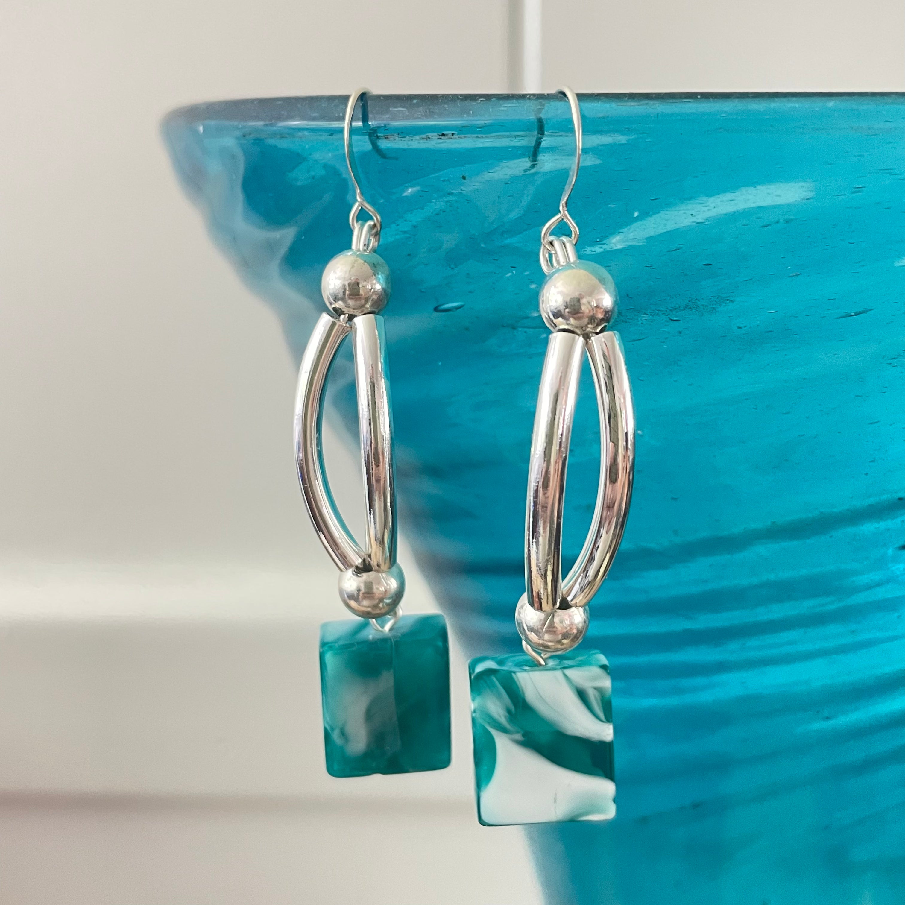 Swirled Turquoise Blue White Glass Bead & Curved Silver Bar Earrings 2.75” Long Geometric