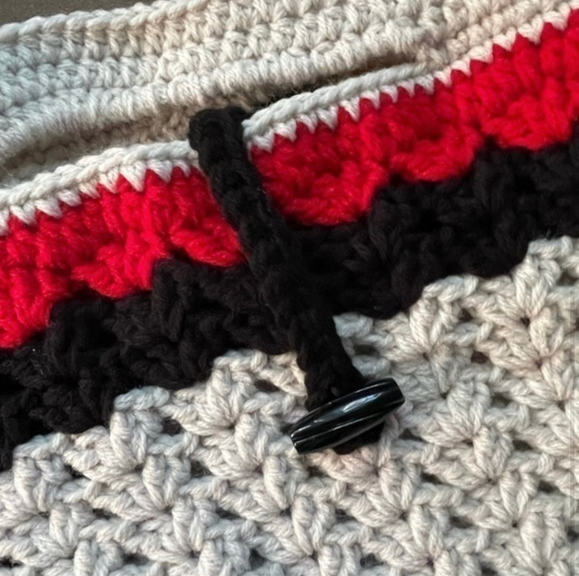 Oversize Purse Hand Crocheted Tote Large Bag Off White Cream Lipstick Red & Black Stripe