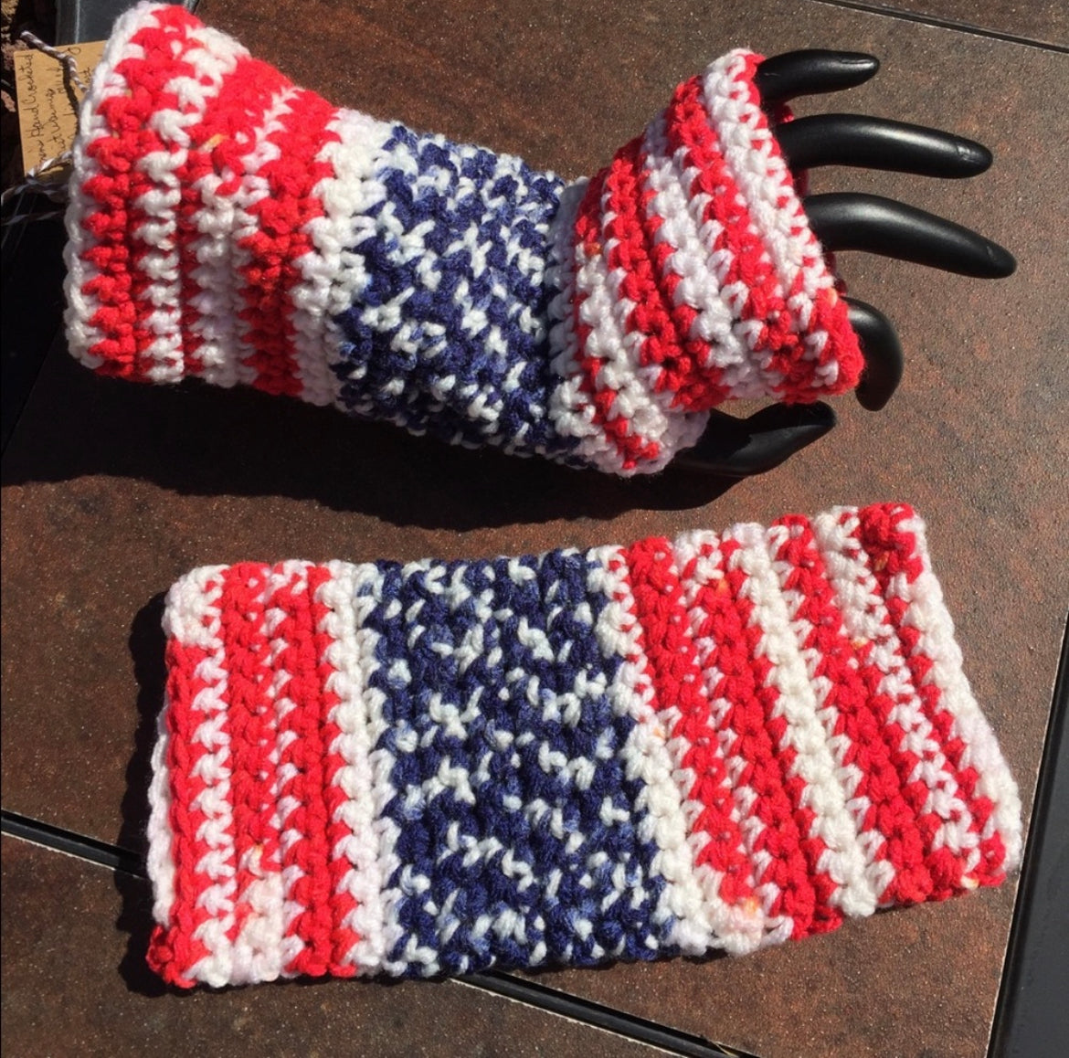 Texting Tech Wrist Warmers Red White Stripe & Blue Marble Palm Crochet Knit Fall Winter Writing Gaming Fingerless Gloves American Flag
