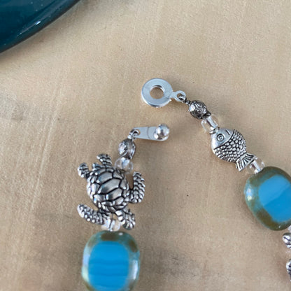 Turtle & Fish Chunky Bracelet 7.5" Geometric Blue Green Glass Beads Mixed Metal Coastal Resort Ocean Sea