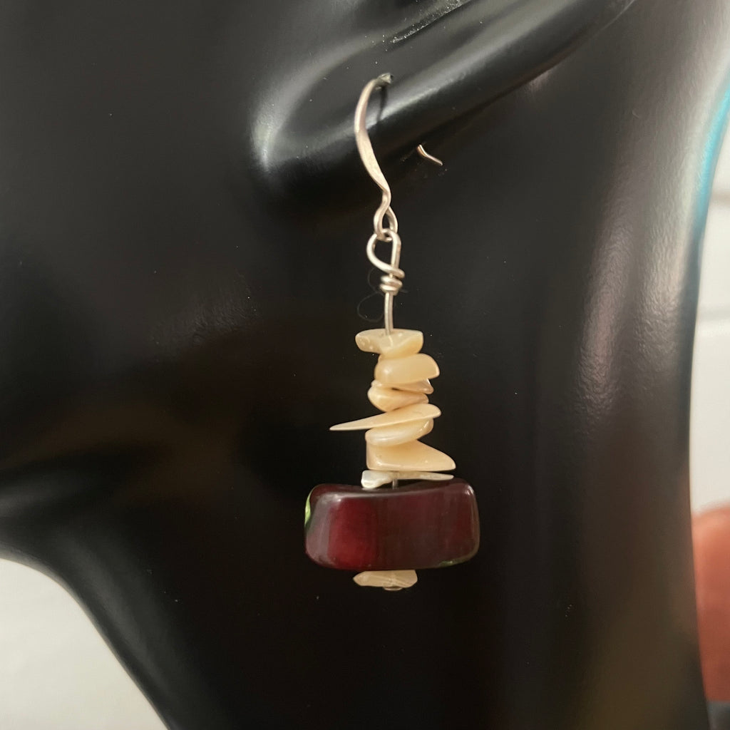 Iridescent Chunky Shell Dangle Earrings 1.75" Multicolor Cream Red Coastal Beach Vacation