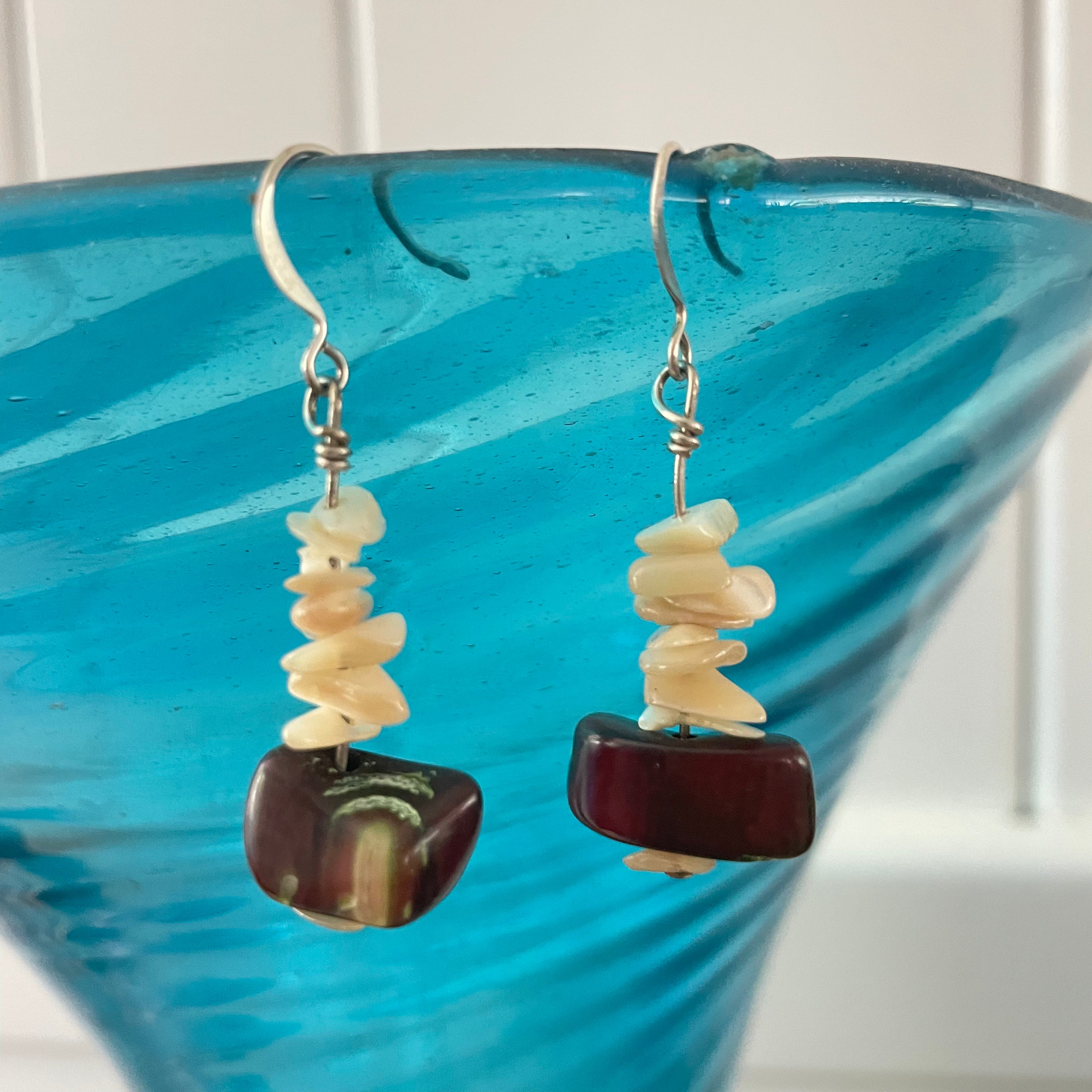 Iridescent Chunky Shell Dangle Earrings 1.75" Multicolor Cream Red Coastal Beach Vacation