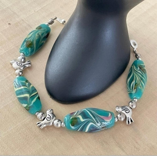 Chunky Bird & Swirled Blue Green White Bracelet 8.5” Mixed Metal Glass Spring Summer