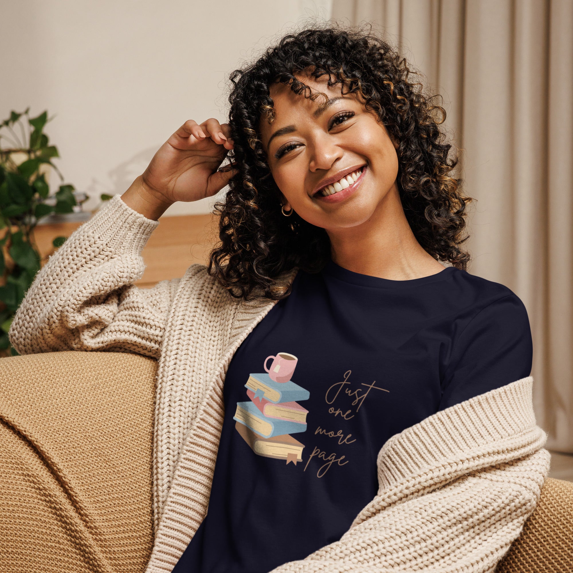 Just One More Page | T-Shirt Soft Women's Short Sleeve Graphic Cotton Book Lovers Ladies Relaxed Fit Top Casual Tee BookTok Cute Funny Teen